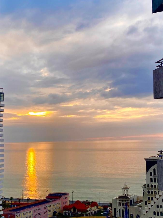 Apartment Black Sea Side 바투미 외부 사진