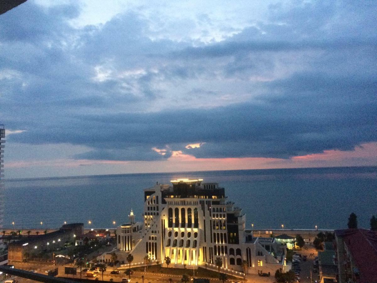 Apartment Black Sea Side 바투미 외부 사진